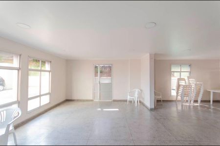 Apartamento à venda com 78m², 2 quartos e 1 vagaÁrea Comum - Salão de Festas 