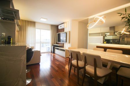 Apartamento para alugar com 83m², 2 quartos e 2 vagasSala 