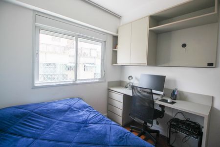 Apartamento para alugar com 83m², 2 quartos e 2 vagasQuarto