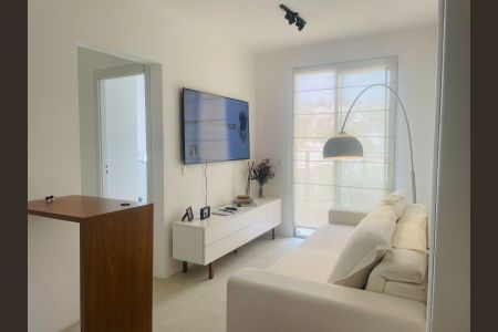 Sala de apartamento para alugar com 2 quartos, 44m² em Santo Cristo, Rio de Janeiro