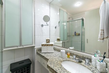 Apartamento à venda com 90m², 3 quartos e 2 vagas Apartamento à venda com 90m², 3 quartos e 2 vagasBanheiro da Suíte