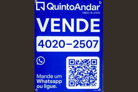 Casa à venda com 240m², 3 quartos e 2 vagasPlaca