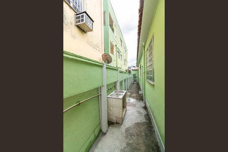 Casa à venda com 240m², 3 quartos e 2 vagasCasa fundos - Área de Serviço