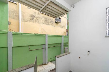 Casa à venda com 240m², 3 quartos e 2 vagasCasa fundos - Varanda