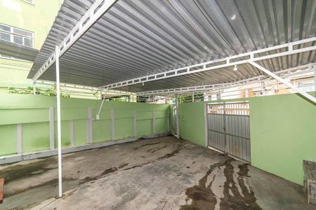 Casa à venda com 240m², 3 quartos e 2 vagasVaranda e Garagem