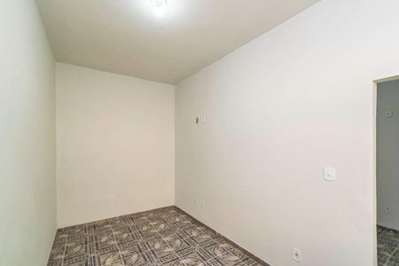 Casa à venda com 240m², 3 quartos e 2 vagasCasa fundos - Quarto