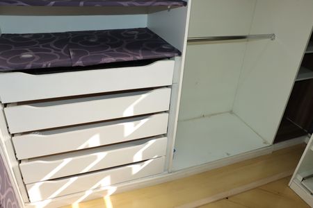 Casa de condomínio para alugar com 280m², 3 quartos e 3 vagasCloset Suíte 3