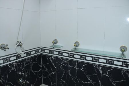 Casa de condomínio para alugar com 280m², 3 quartos e 3 vagasBanheiro Suíte 3