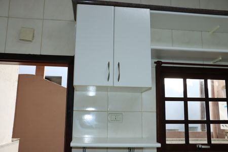 Casa de condomínio para alugar com 280m², 3 quartos e 3 vagasCozinha