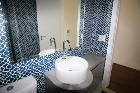 Lavabo de apartamento à venda com 1 quarto, 91m² em Itaim Bibi, São Paulo