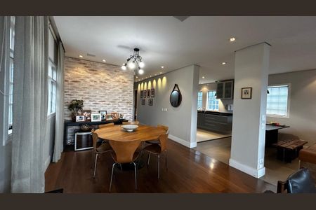 Foto 27 de casa à venda com 3 quartos, 318m² em Jardim Leonor, São Paulo