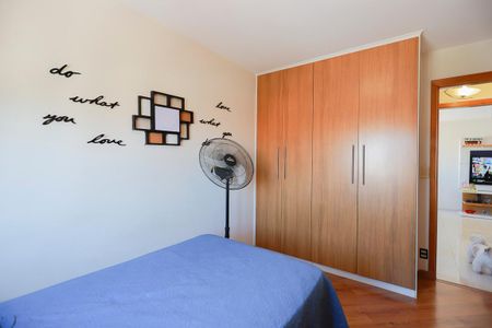 Apartamento à venda com 87m², 2 quartos e 1 vagaQuarto 2