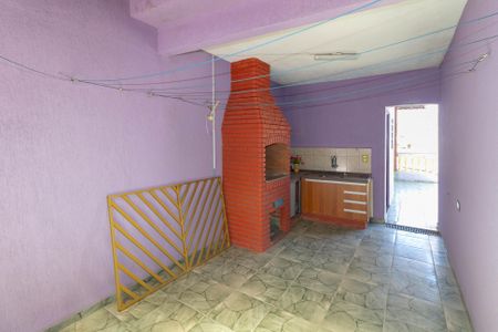 Casa à venda com 140m², 3 quartos e 3 vagas Casa à venda com 140m², 3 quartos e 3 vagasChurrasqueira