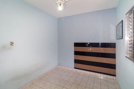 Casa à venda com 140m², 3 quartos e 3 vagas Casa à venda com 140m², 3 quartos e 3 vagasQuarto 2