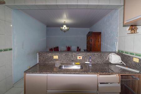 Casa à venda com 140m², 3 quartos e 3 vagas Casa à venda com 140m², 3 quartos e 3 vagasCozinha