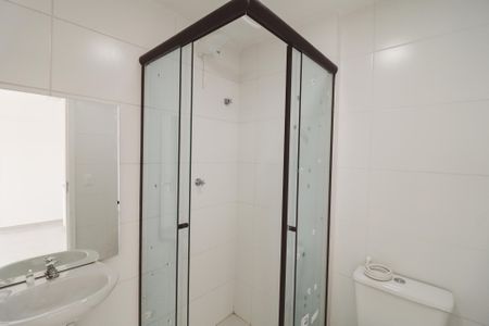 Banheiro de apartamento para alugar com 1 quarto, 30m² em Parada Inglesa, São Paulo