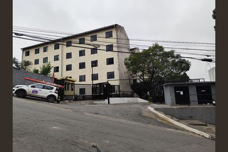 Fachada de apartamento para alugar com 2 quartos, 57m² em Parque Jane, Embu das Artes