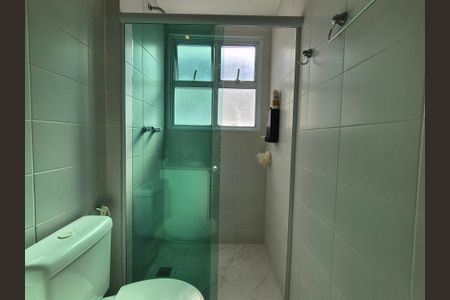 Casa de condomínio à venda com 200m², 3 quartos e 3 vagasBanheiro suite 1