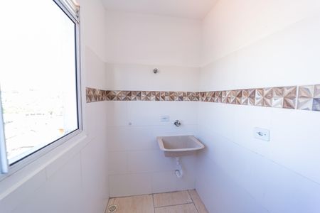 Apartamento à venda com 42m², 2 quartos e sem vaga Apartamento à venda com 42m², 2 quartos e sem vagaÁrea de Serviço