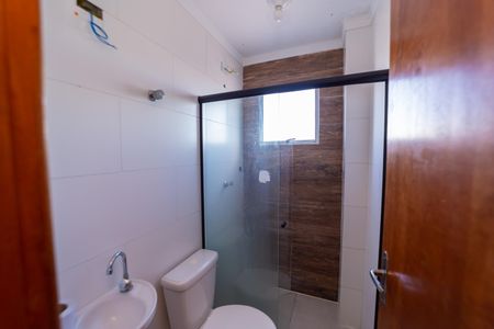 Apartamento à venda com 42m², 2 quartos e sem vaga Apartamento à venda com 42m², 2 quartos e sem vagaBanheiro