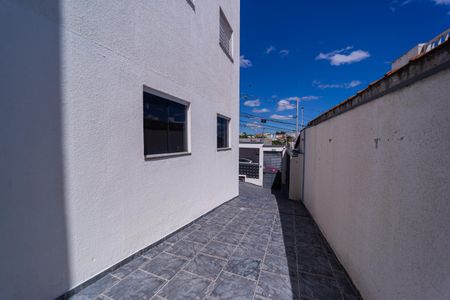 Apartamento à venda com 42m², 2 quartos e sem vaga Apartamento à venda com 42m², 2 quartos e sem vagaÁrea comum