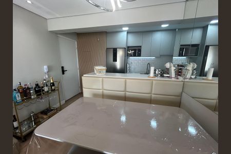Sala de apartamento à venda com 2 quartos, 58m² em Jardim Vila Galvao, Guarulhos