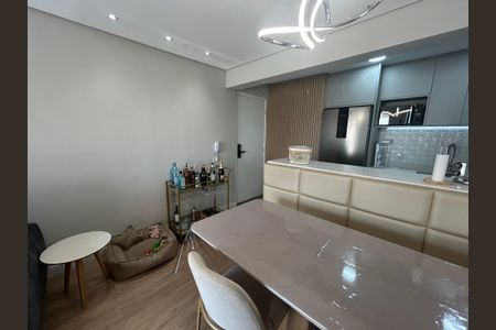 Sala de apartamento à venda com 2 quartos, 58m² em Jardim Vila Galvao, Guarulhos