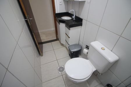 Casa para alugar com 237m², 4 quartos e 3 vagasBanheiro Casa 2