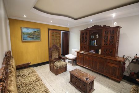 Sala de casa à venda com 4 quartos, 237m² em Tirol (barreiro), Contagem