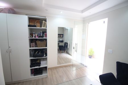 Casa para alugar com 237m², 4 quartos e 3 vagasEscritorio