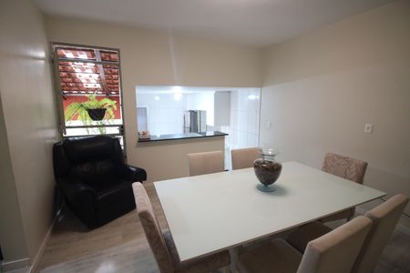 Casa para alugar com 237m², 4 quartos e 3 vagasCopa Casa 2