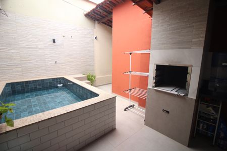 Casa para alugar com 237m², 4 quartos e 3 vagasArea Gourmet e Area de Serviço Casa 2