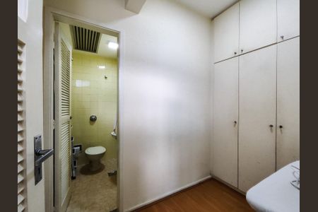Apartamento à venda com 140m², 4 quartos e 1 vagaQuarto de Serviço