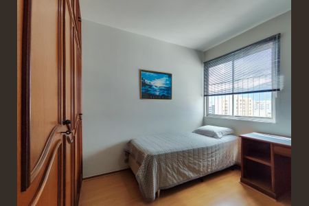 Apartamento à venda com 140m², 4 quartos e 1 vagaQuarto 1