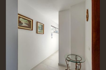 Apartamento à venda com 140m², 4 quartos e 1 vagaCorredor