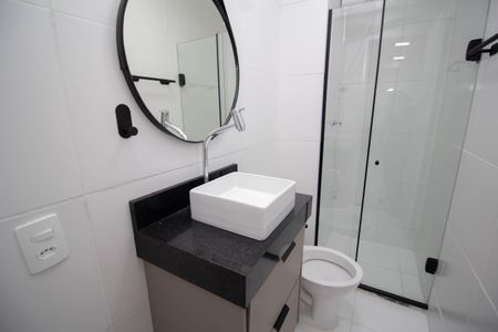 Apartamento para alugar com 33m², 2 quartos e sem vaga Apartamento para alugar com 33m², 2 quartos e sem vagaBanheiro