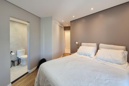 Apartamento à venda com 134m², 3 quartos e 2 vagasSuíte 1