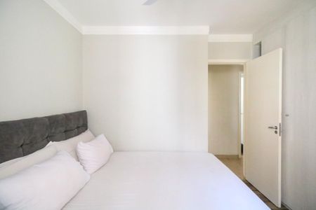 Apartamento à venda com 80m², 2 quartos e 2 vagas Apartamento à venda com 80m², 2 quartos e 2 vagasSuíte