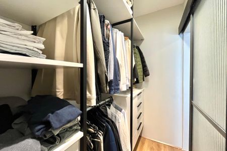 Apartamento à venda com 65m², 1 quarto e 1 vagaCloset da suíte