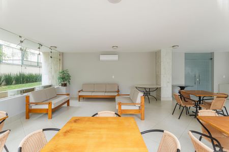 Apartamento à venda com 98m², 3 quartos e 1 vaga Apartamento à venda com 98m², 3 quartos e 1 vagaÁrea comum - Salão de festas