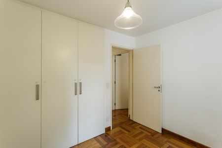 Apartamento à venda com 98m², 3 quartos e 1 vaga Apartamento à venda com 98m², 3 quartos e 1 vagaQuarto 2