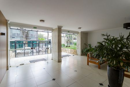 Apartamento à venda com 98m², 3 quartos e 1 vaga Apartamento à venda com 98m², 3 quartos e 1 vagaHall social
