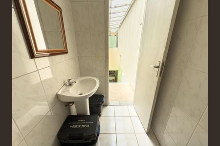 Casa à venda com 176m², 3 quartos e 1 vagaBanheiro - Terraço