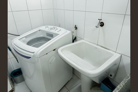 Casa à venda com 176m², 3 quartos e 1 vagaÁrea de Serviço