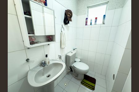 Casa à venda com 176m², 3 quartos e 1 vagaBanheiro Social