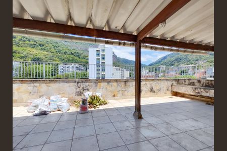 Apartamento para alugar com 215m², 3 quartos e 1 vaga Apartamento para alugar com 215m², 3 quartos e 1 vagaCozinha