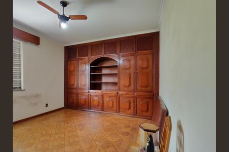 Apartamento para alugar com 215m², 3 quartos e 1 vaga Apartamento para alugar com 215m², 3 quartos e 1 vagaQuarto 1