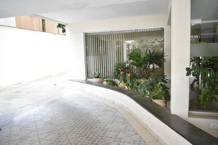 Apartamento à venda com 81m², 2 quartos e 1 vagaÁrea comum
