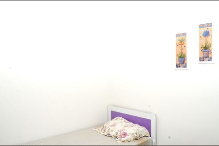 Quarto 1 de casa para alugar com 2 quartos, 40m² em Providência, Belo Horizonte