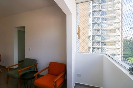 Varanda de apartamento para alugar com 2 quartos, 51m² em Chácara Santo Antônio (zona Sul), São Paulo